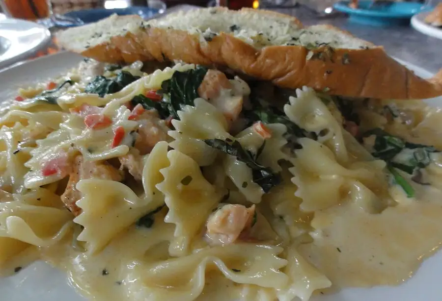 Otra fotografía orientativa para pasta con salmón y verduras